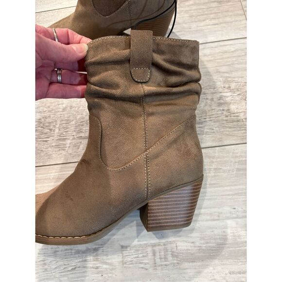 a.n.a Womens Delia Porchini Stacked Heel Slouch Boots Size 6 - Picture 4 of 10